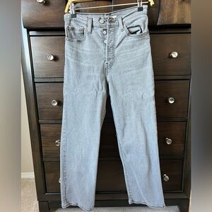 Levi’s Ribcage Straight Ankle Jeans - Grey, sz 27